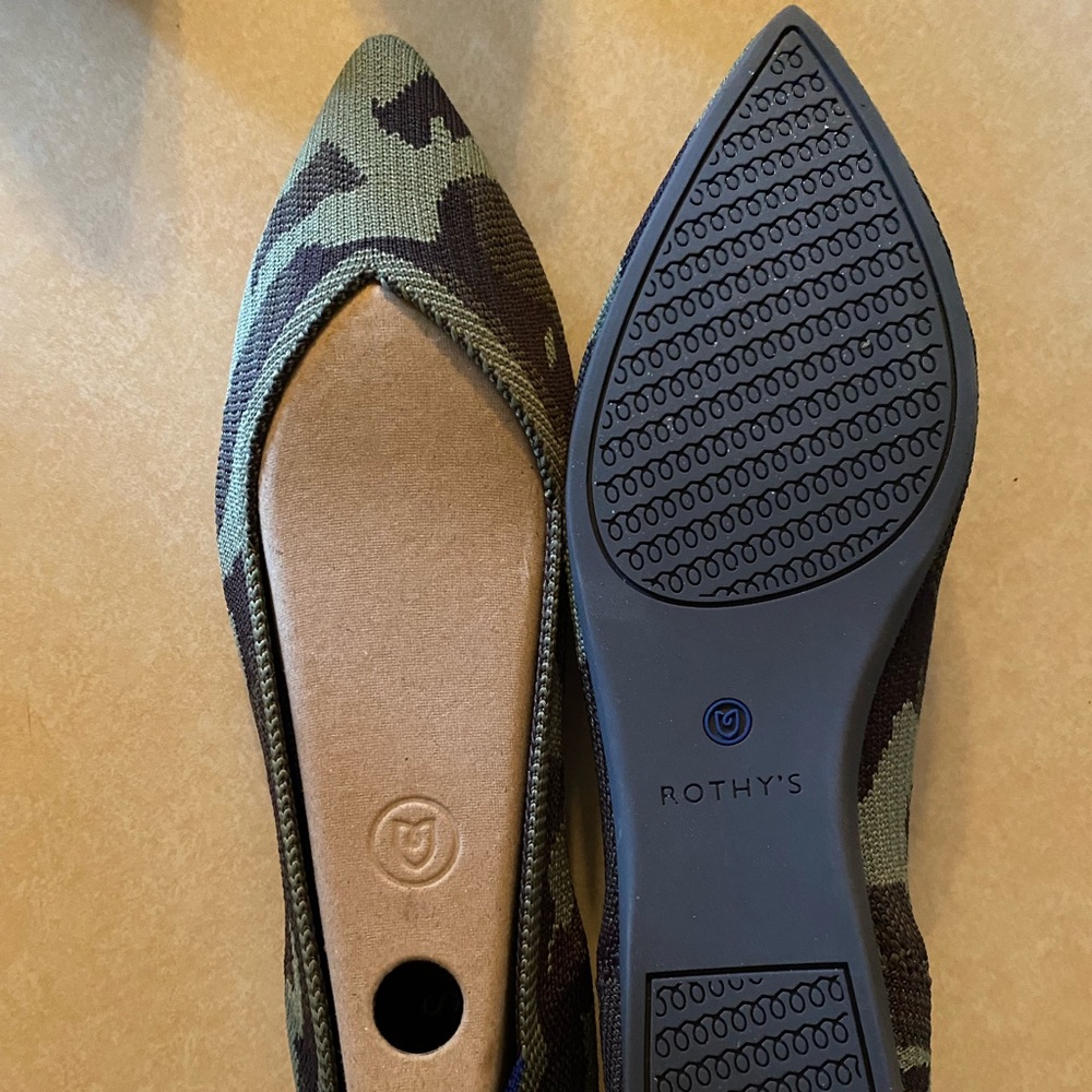 Rothy’s size 9.5 olive camo points